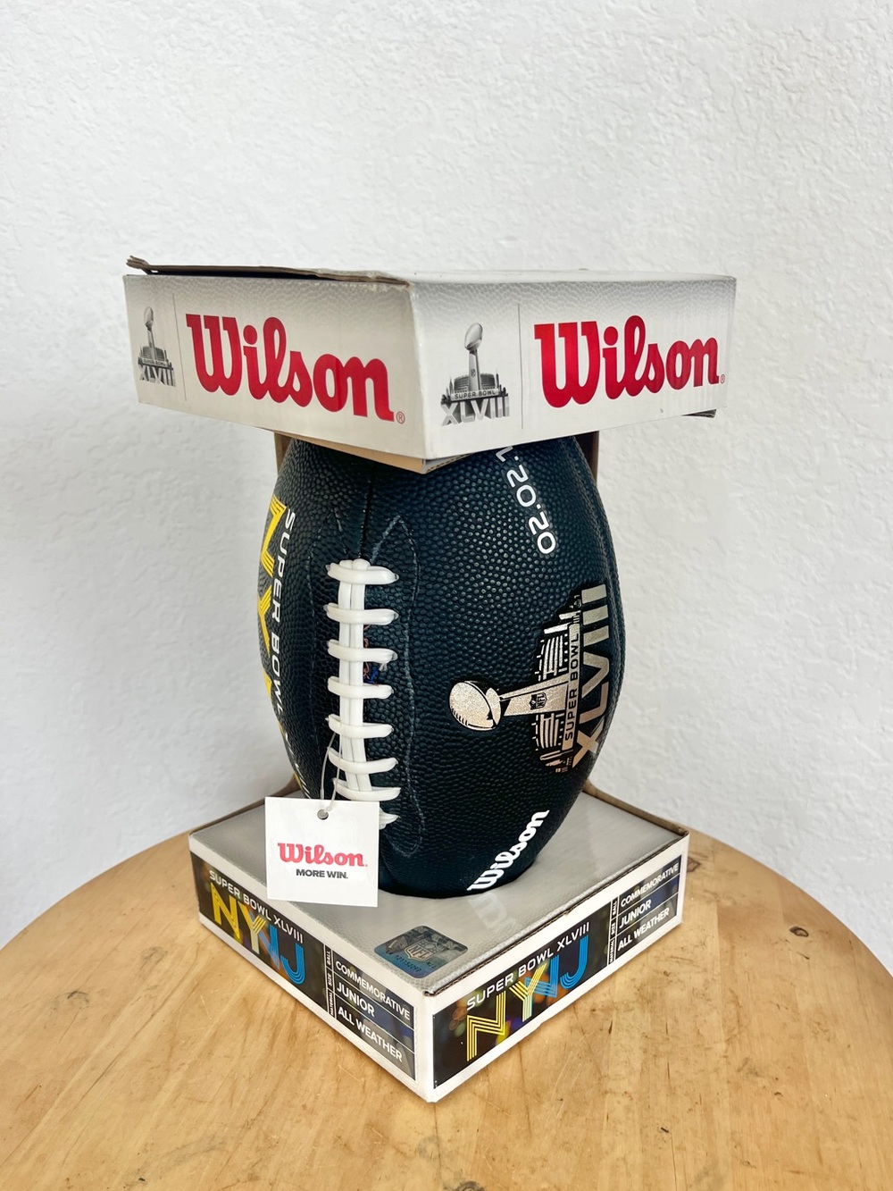 Super Bowl XLVIII Seahawks Broncos Leather Wilson Junior Commemorative Football